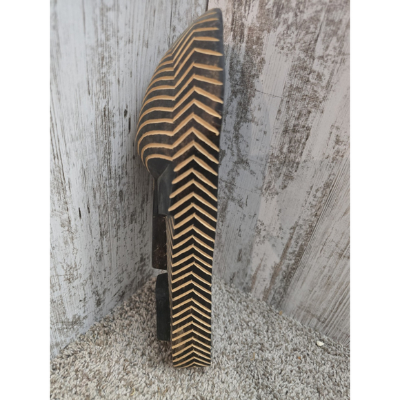 African wood mask handcrafted 13" - Picture 5 of 10